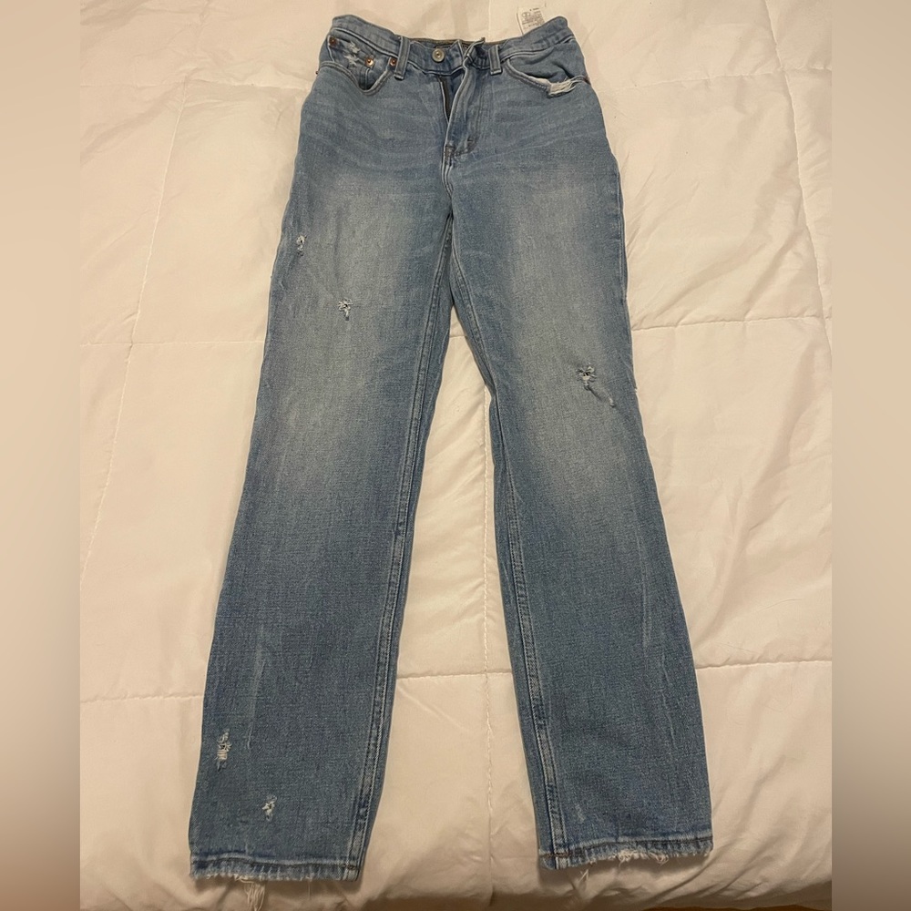 Abercrombie ultra high rise mom jean 00 24 regular